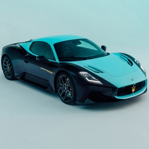 عکس 8k ماشین مازراتی اسپرت با کیفیت بالا